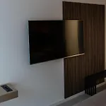 The Newsha Signature 4*