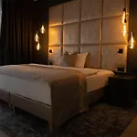 The Newsha Signature 4* מולהיים אן דר רור