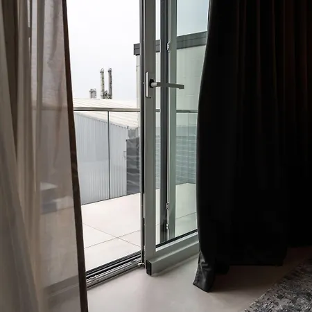 The Newsha Signature Hotel 4*