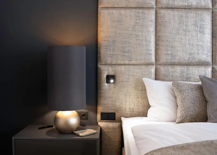 The Newsha Signature Hotel 4*