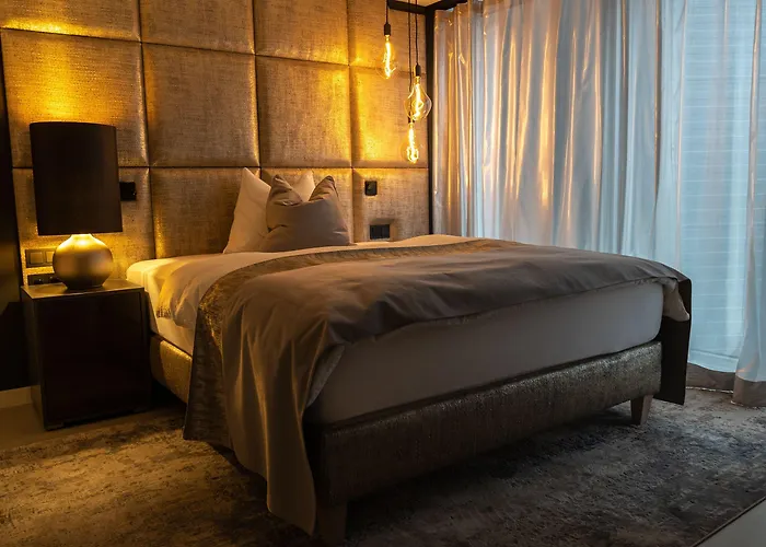 The Newsha Signature 4* 鲁尔河畔米尔海姆