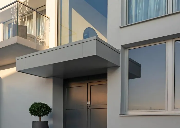 The Newsha Signature 4* 鲁尔河畔米尔海姆