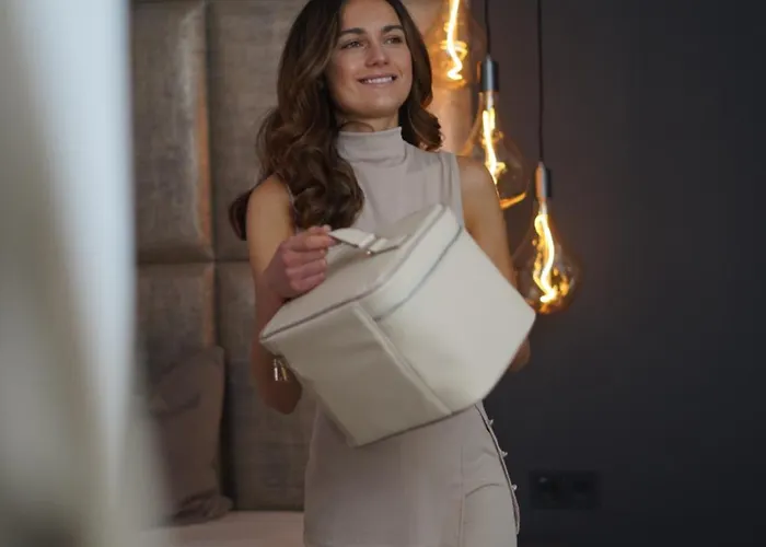 מלון The Newsha Signature